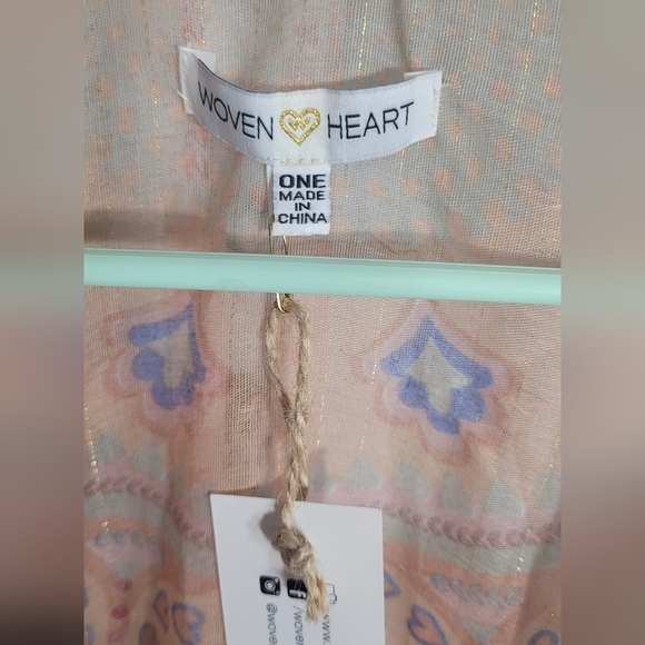 Woven Heart Short sleeve Kimono with Fringe Tassel detail - Picture 2 of 5